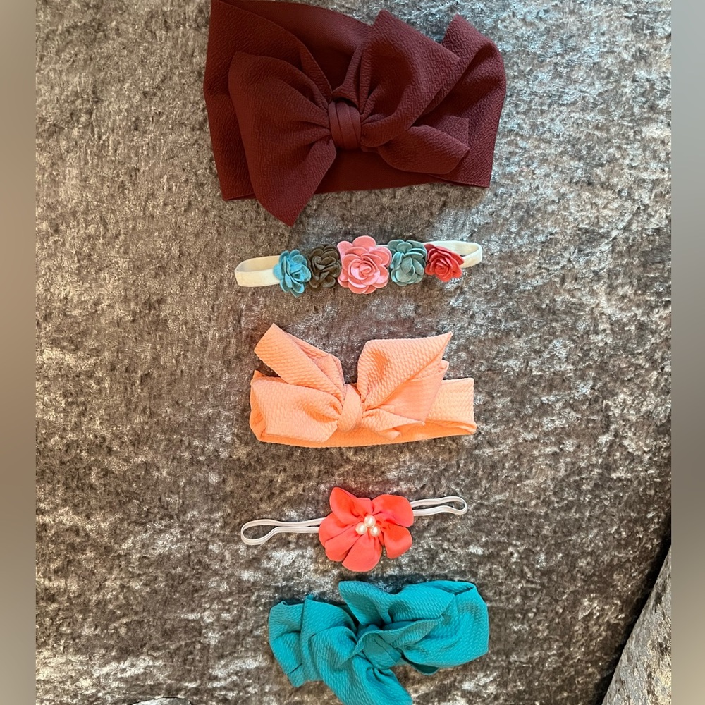 5 Assorted girls baby/ toddler headbands